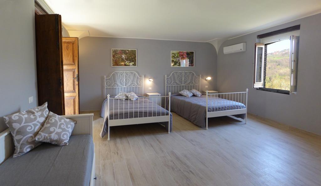 Pietre Di Fiume Villa Apice Exteriör bild