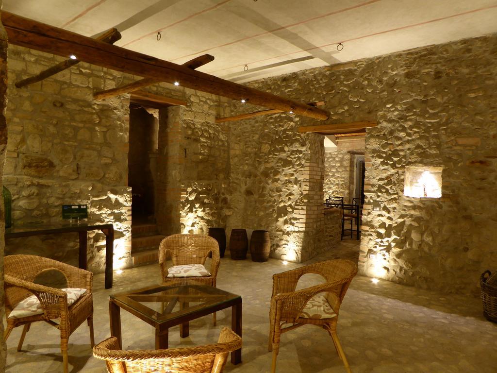 Pietre Di Fiume Villa Apice Exteriör bild