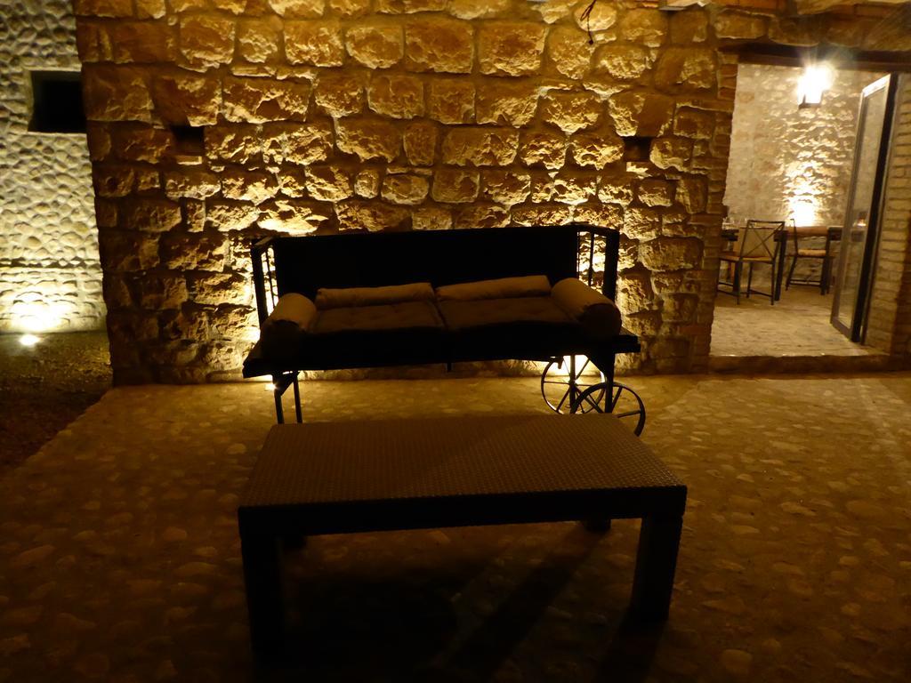 Pietre Di Fiume Villa Apice Exteriör bild