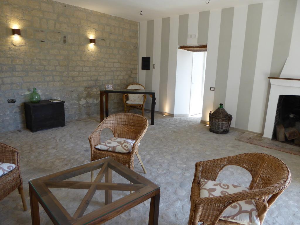 Pietre Di Fiume Villa Apice Exteriör bild