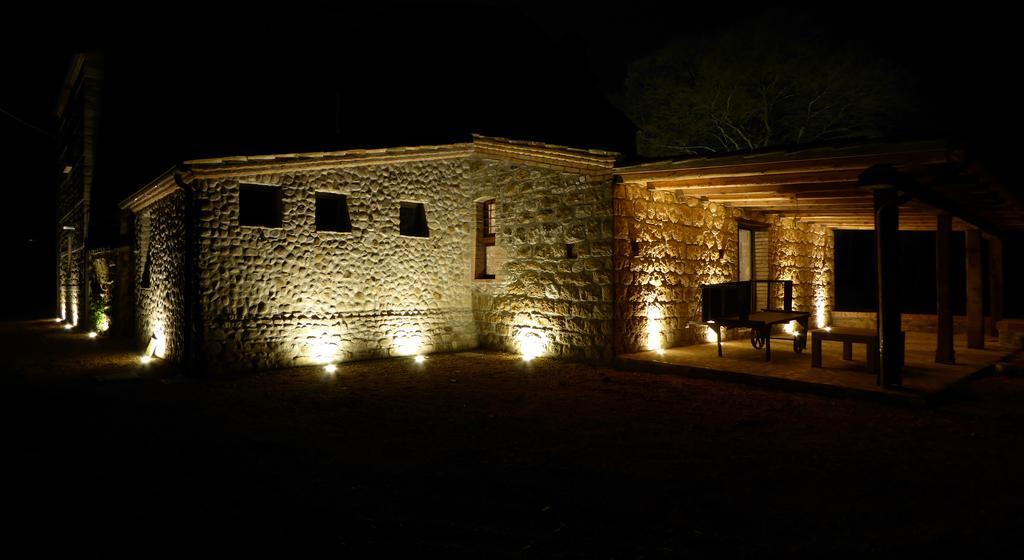 Pietre Di Fiume Villa Apice Exteriör bild