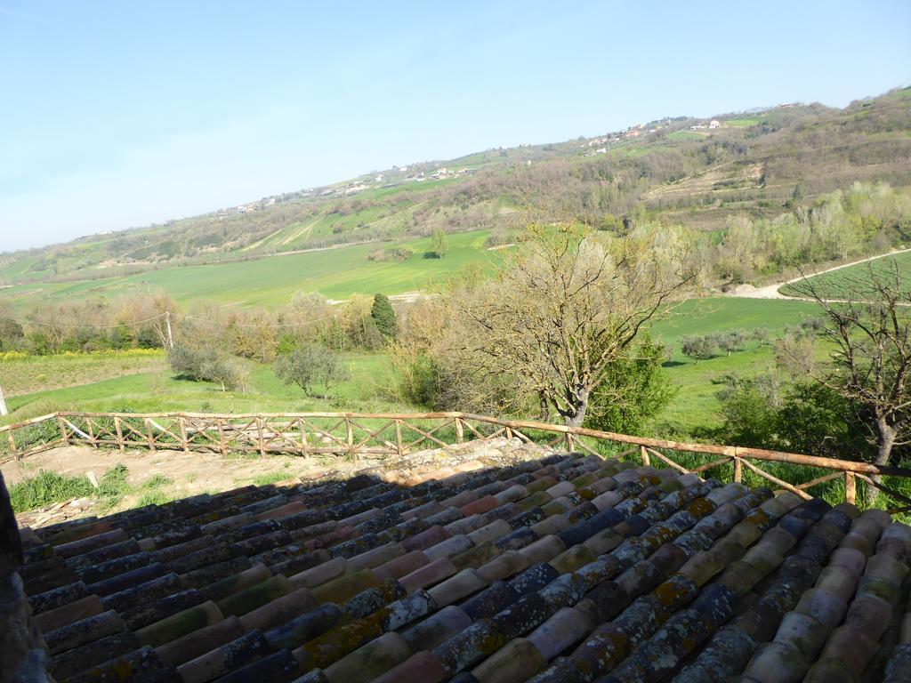 Pietre Di Fiume Villa Apice Exteriör bild