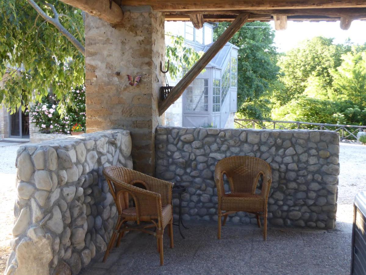 Pietre Di Fiume Villa Apice Exteriör bild