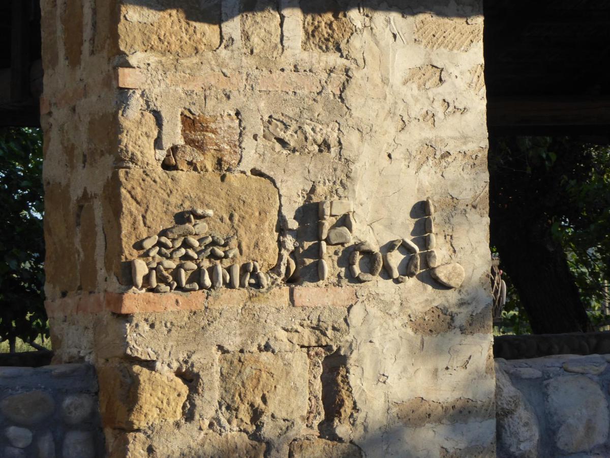 Pietre Di Fiume Villa Apice Exteriör bild